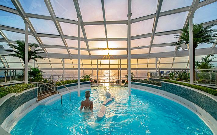 Whirlpool in a Royal Caribbean Solarium